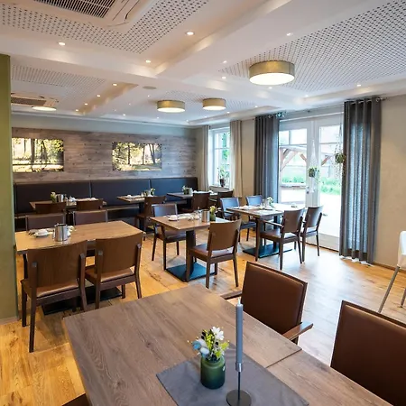 Gaestehaus Am Tiergarten Hotel *