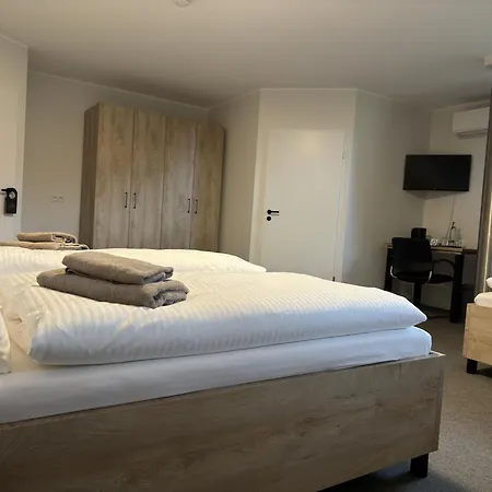 Hotel Gaestehaus Am Tiergarten *